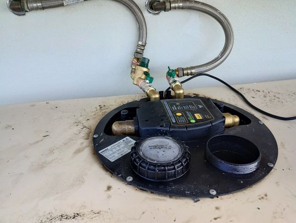Davey EVO2 Rainbank Installed in Tank