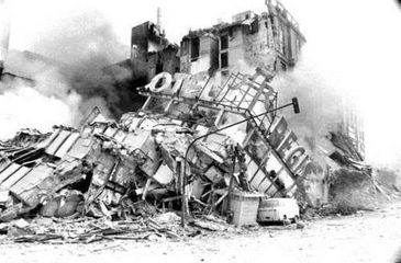 Colapso del Hotel Regis en 1985 (hoy Plaza de la Solidaridad)