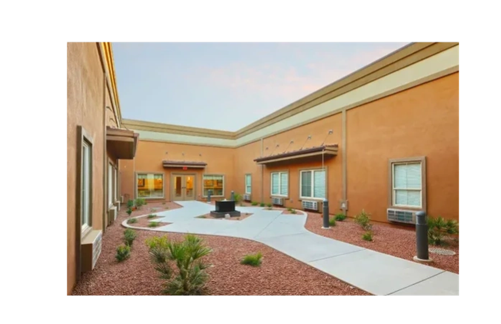 Courtyard and grounds at Everlasting Services at Estrella Center.
