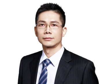 穿西装的男士肖像。