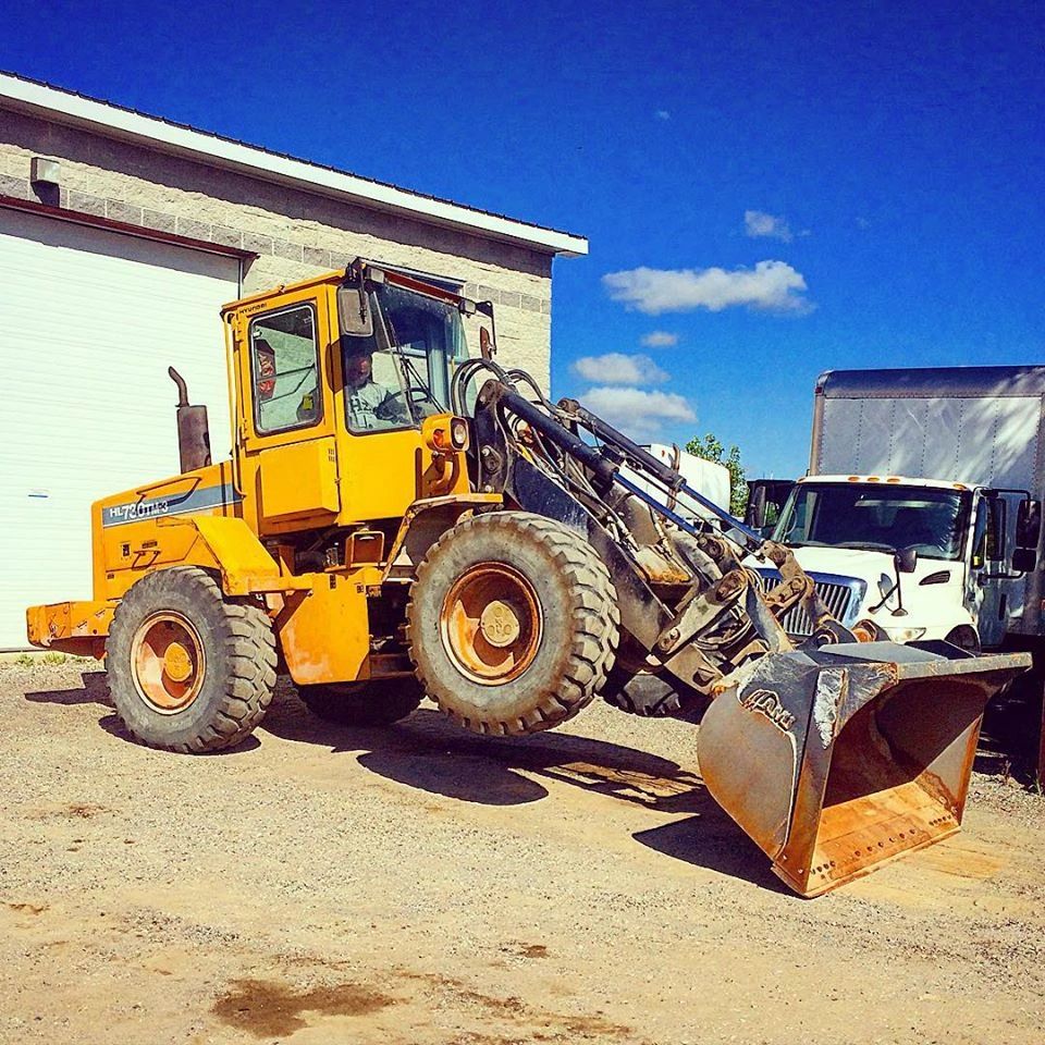 Full Throttle Auto Sales and Service Auto and Truck Sales