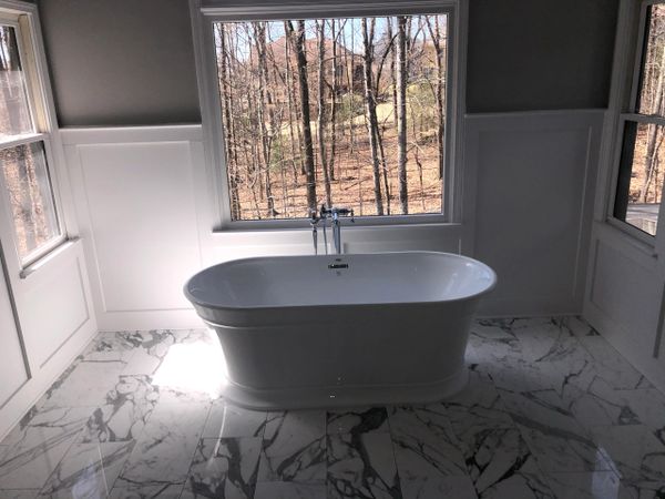 Free stand tub installation 
New tub for new bathroom 
New bathtub with new design 
Amazing design 
