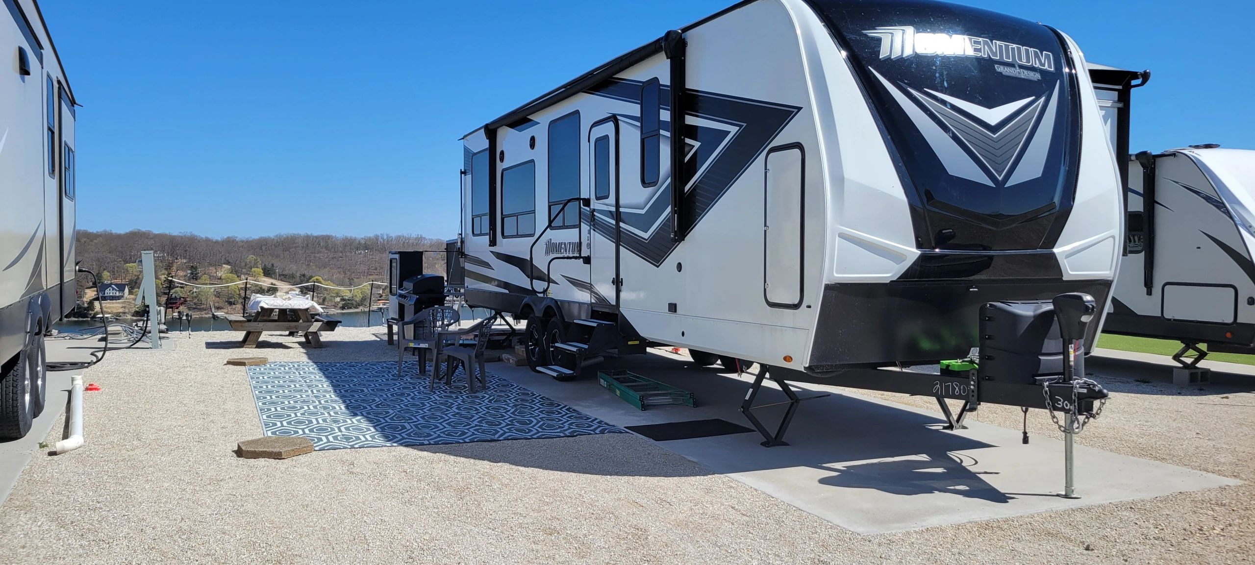 Kelley's RV Cottages LLC at Coconuts RV resort