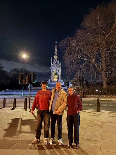 Black Cab Tours London - family tours-  historic guided tours sight seeing taxi tour private tour