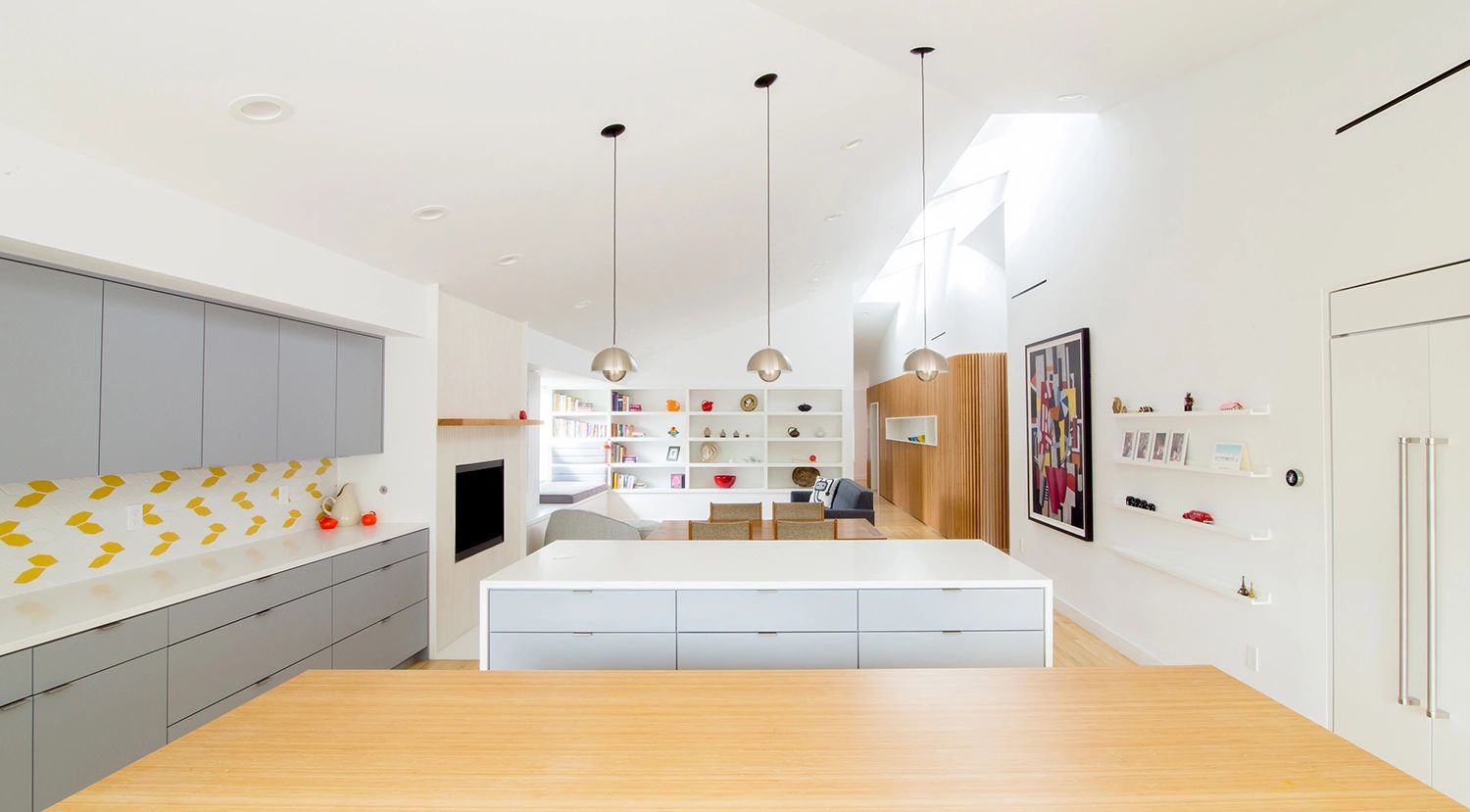 Constructionologists