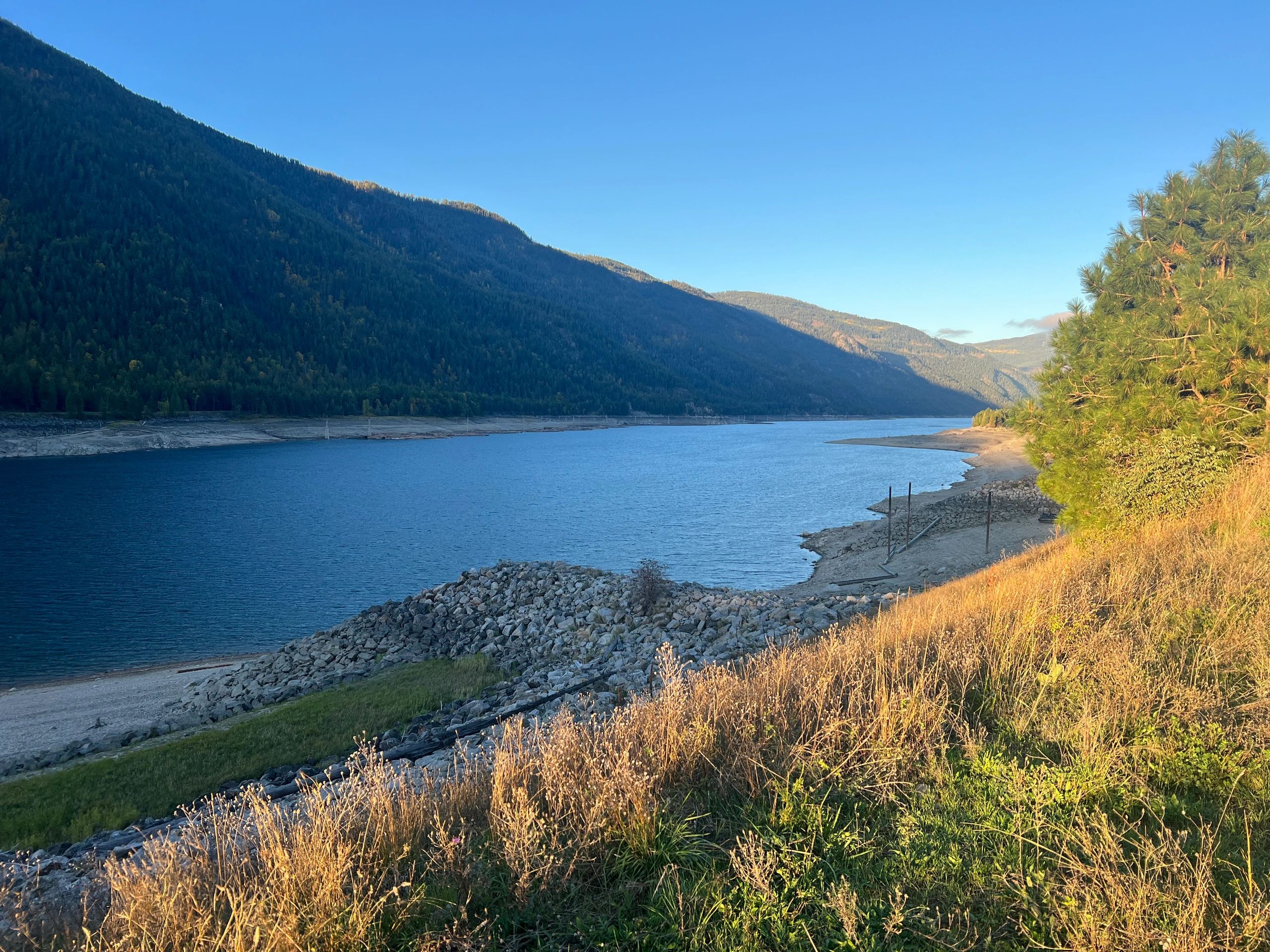 Mini Cabins for Rent Lakeside Castlegar Cabins