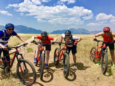 Group bike tours and guided rides for mountain biking