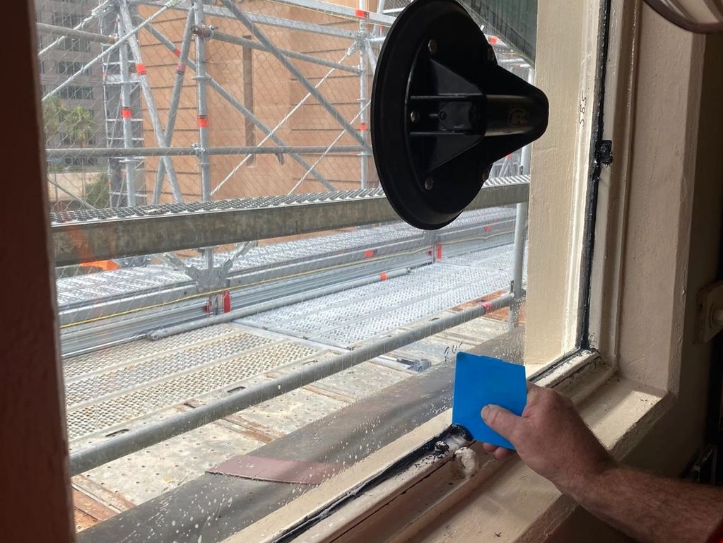 illawarra caulking co - caulking throughout wollongong and the illawarra, caulking, sealing silicone