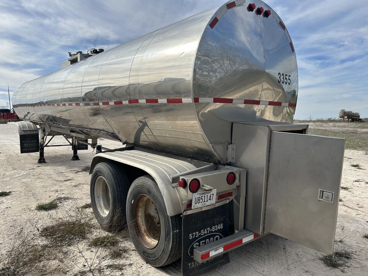 Def Trailers 2001 Brenner Def Trailer (Chemical Trailer) Only used for DEF
