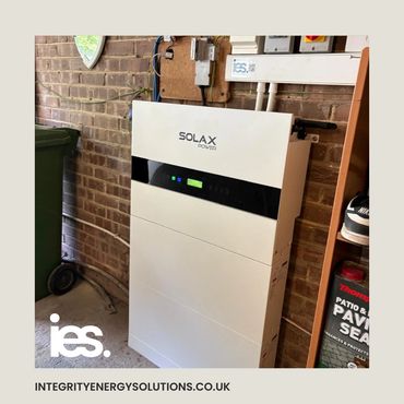 SolaX IES System, Stackable Batteries, Battery Storage, Solar install, Integrity Energy Solutions 