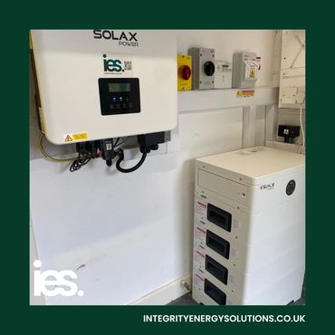 SolaX Stacable batteris, Solar install, Battery Storage, Integrity Energy Solutions, North East 