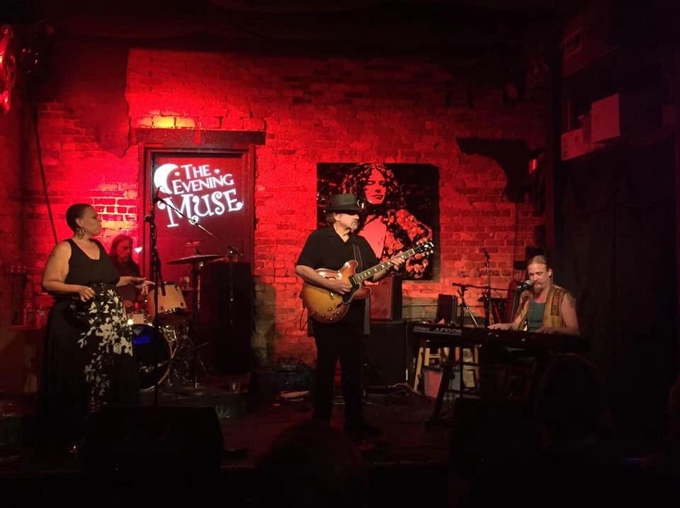 Rockin' With Monty Mak!