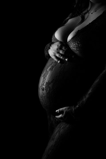 Isanti studio maternity photography