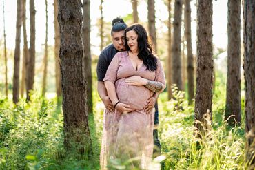 Monticello outdoor on location maternity photo session