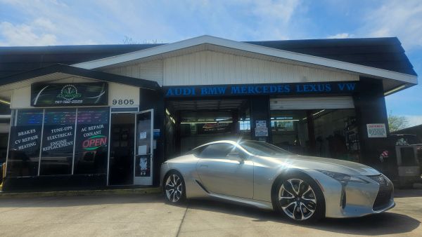 Jlh Motors, Automotive repair