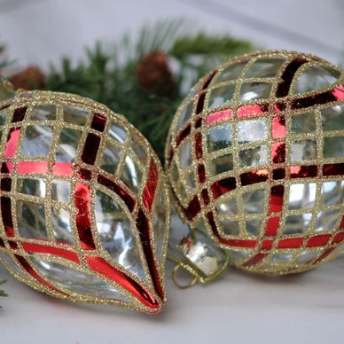 Glass Christmas Ornaments - Exclusively Christmas