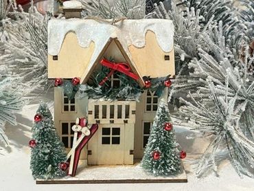 Lighted Ski chalet ornament for your Woodland tree.