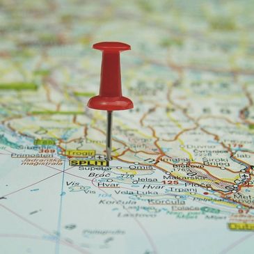 Red pushpin marking Split on a map.
