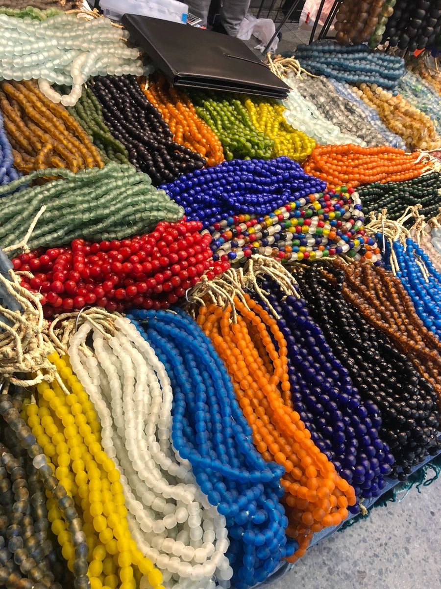 RECYCLED GLASS BEADS