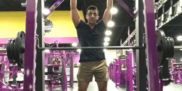 More early days at Planet Fitness. I love the smith machine.