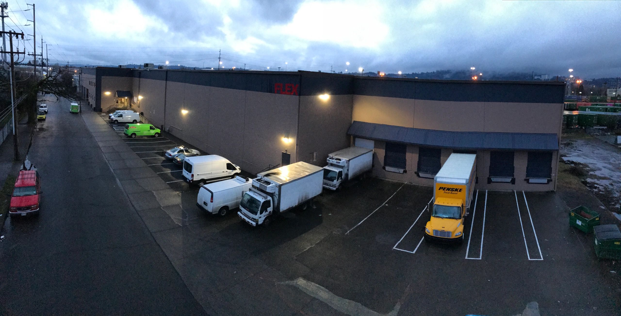 Office & Warehouse Space Portland, Oregon Flex Warehouse