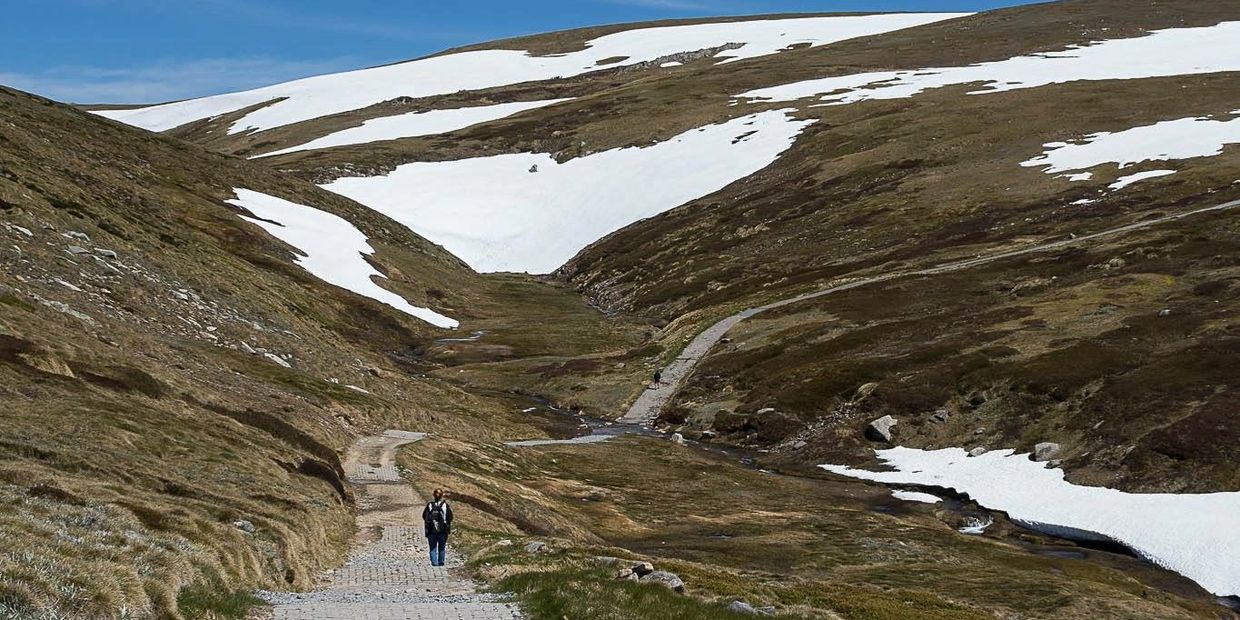 Hiking on the main range in Kosciuszko National Park