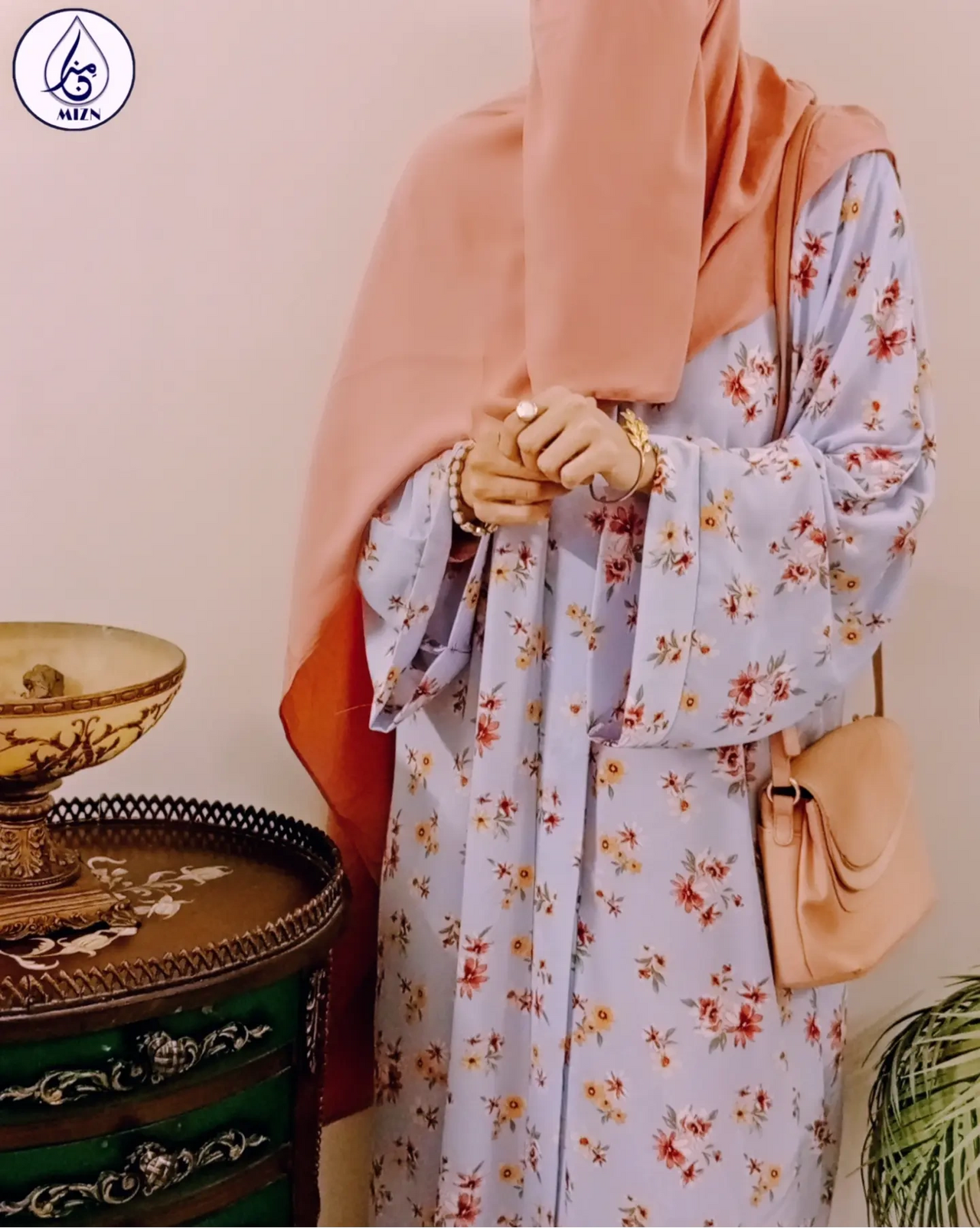 Coat style abaya with flowers