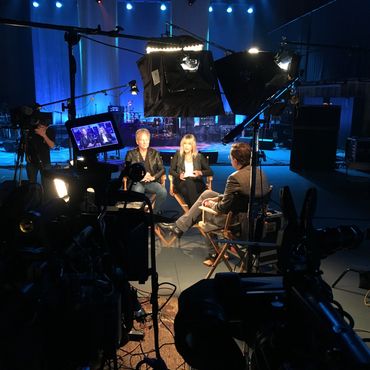 Fleetwood Mac. Lindsey Buckingham & Christine McVie
CBS SUNDAY MORNING
cameraman John Varga
