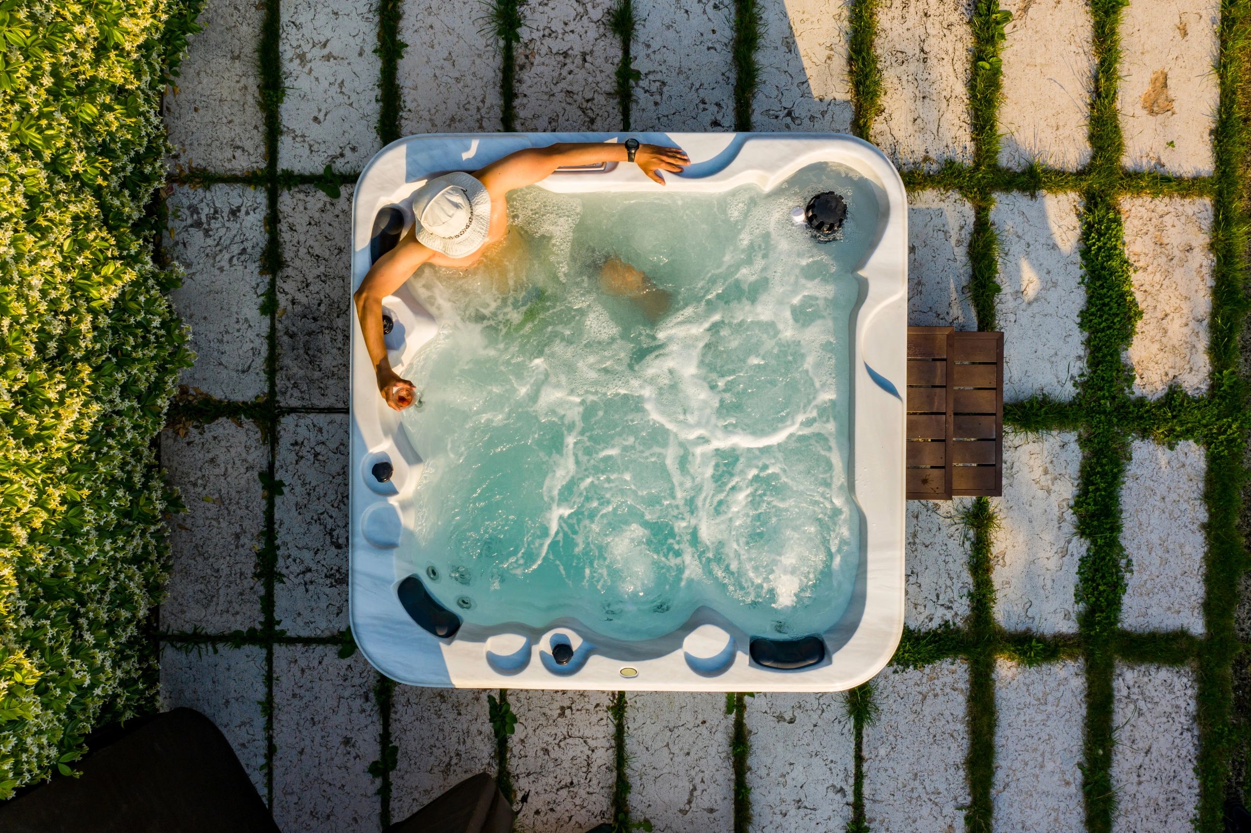 natural-hot-tub-solutions-pureneasy-us