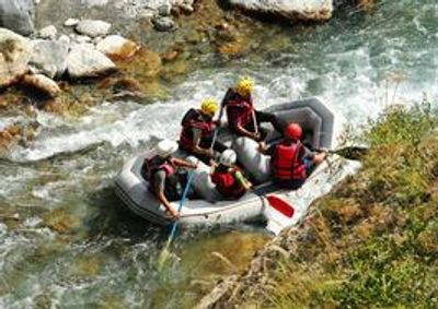 Maria Socolof's chronic pain healing journey. Image of whitewater rafting.