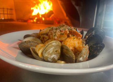 Seafood meals made fresh to order. 