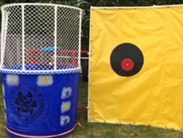 Dunk your teacher, principal, leader or friend. Great for fundraising. 