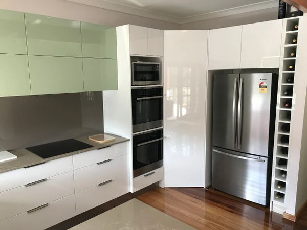 modern kitchen style stone clean concrete melamine polyurethane white gloss handless furnipart