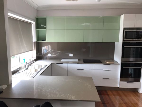 modern kitchen style stone clean concrete melamine polyurethane white gloss handless furnipart