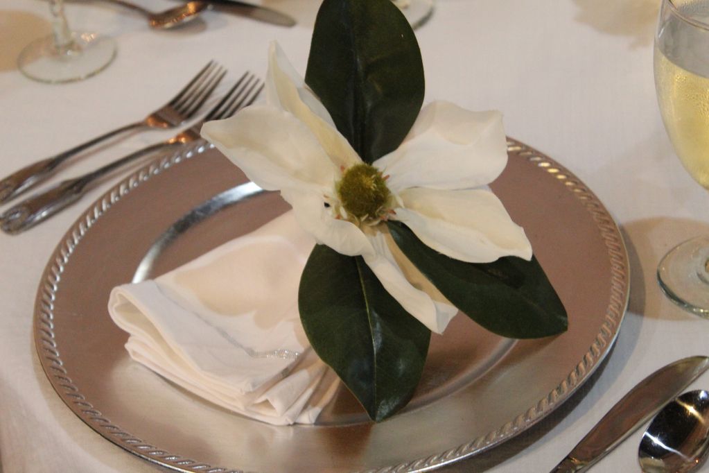 Silver Chargers $1.00
Magnolia Napkin Rings $.50

