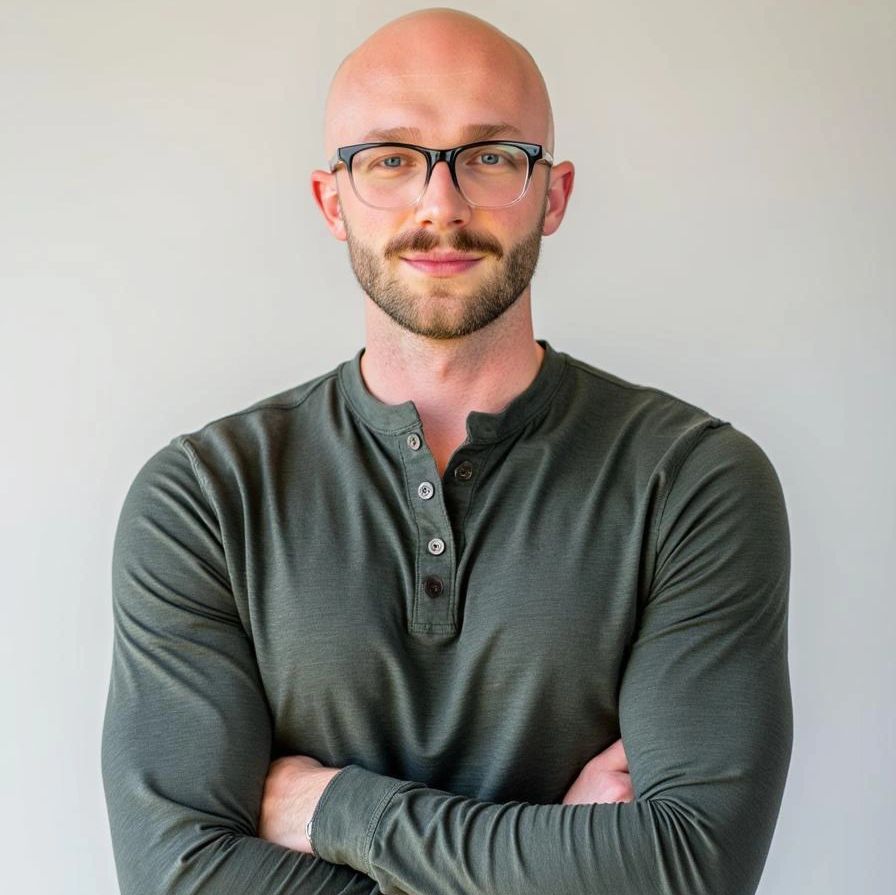 Professional headshot of Skylar L. Koew, Private Wealth Advisor and entrepreneur.