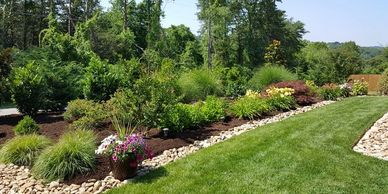 Flower Bed Landscapers Knoxville, TN