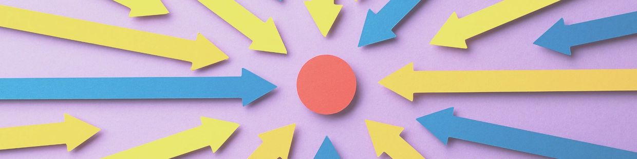 Blue and yellow arrows pointing towards a red circle on a purple background.360° feedback
diagnostic tools
leadership effectiveness
organizational health
psychometric assessments