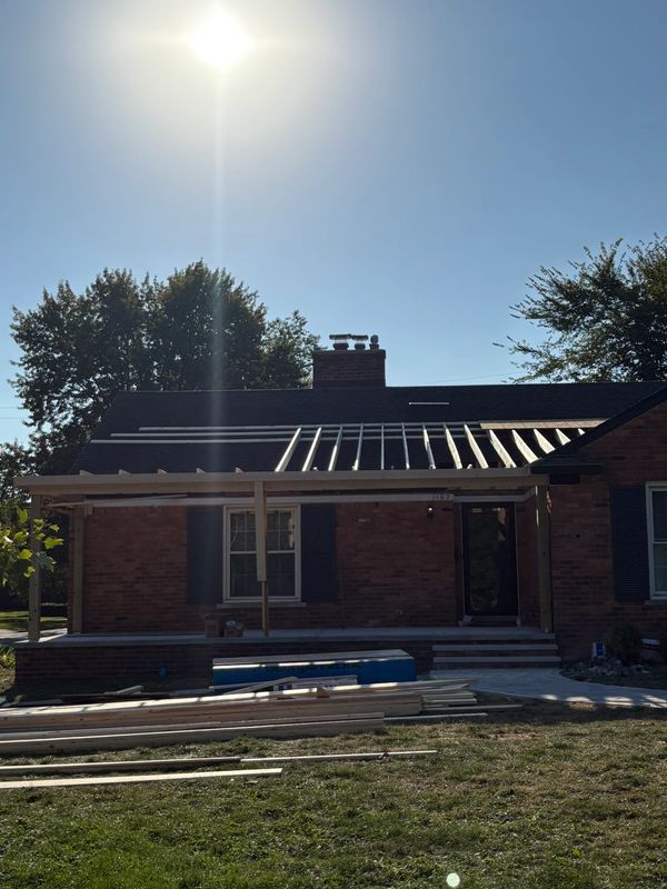 Metal roof porch in Grosse Pointe, Michigan