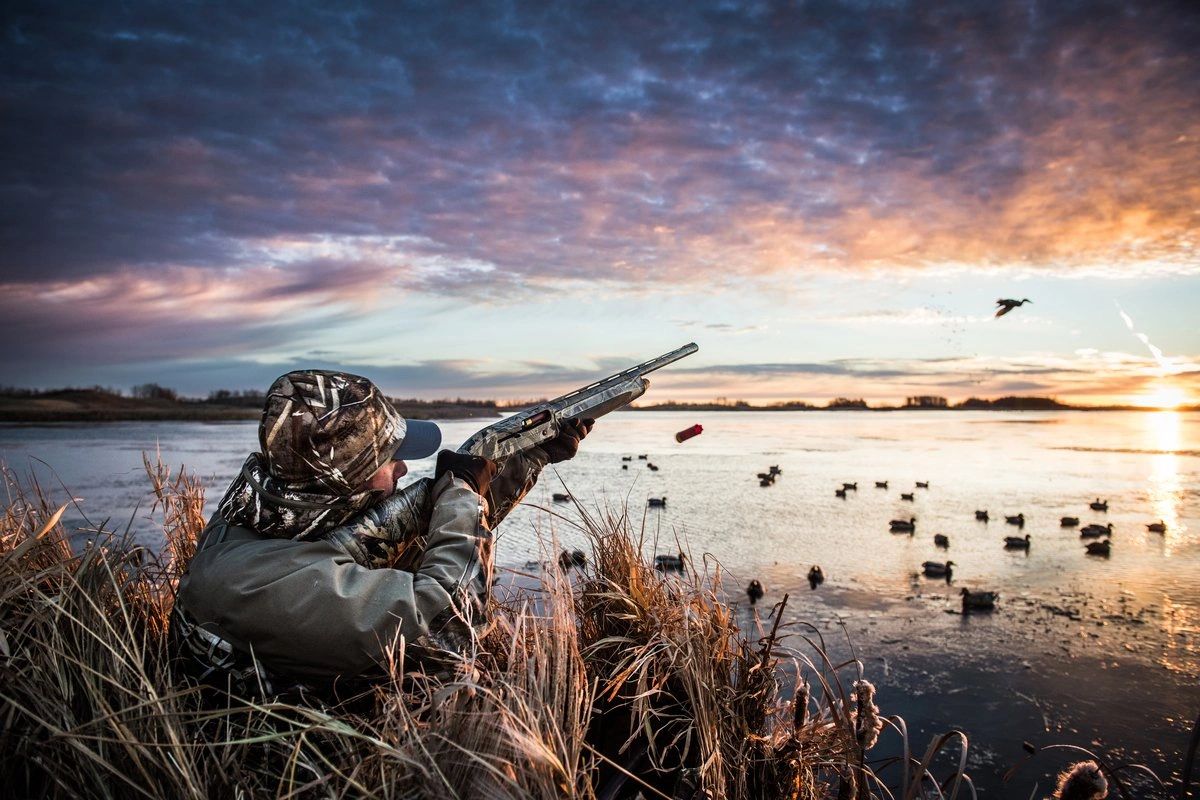 Hunth Hunt with Us