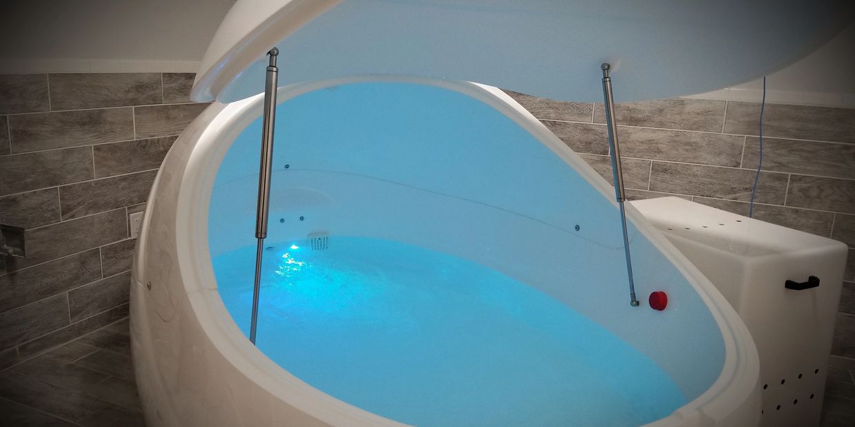 Float Pod Redbud Float & Spa