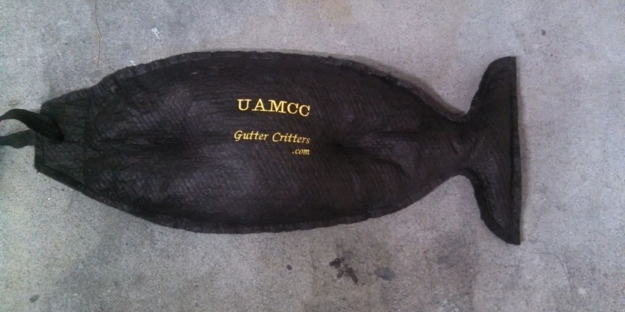 Oil Sock, waterway protection, environmental protection, oil spill clean up, gutter critter, clean,