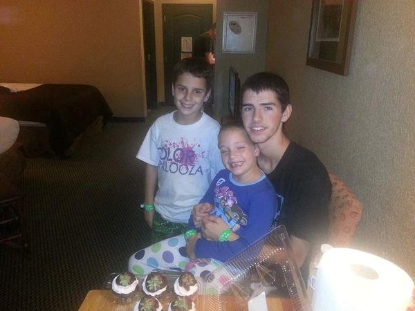 Braden and Dalton holding Amber.  Their birthdays were all within about 10 days so we tried to celeb