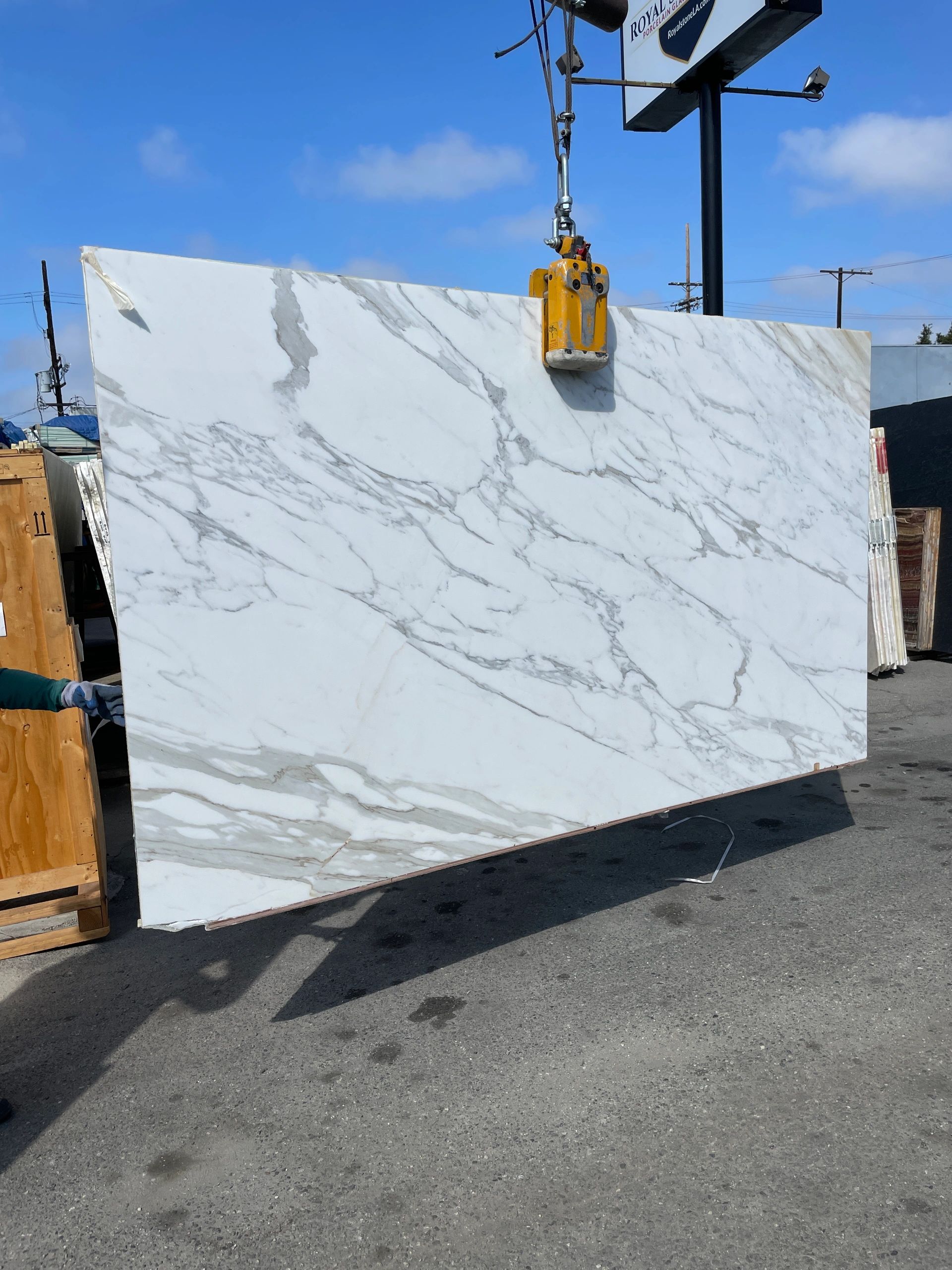 Calcutta gold marble polished slab borghini gold extra polished oro extra italian marble honed 