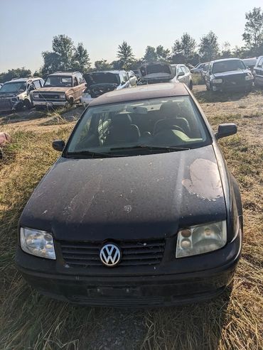 1999 VOLKSWAGEN JETTA 
FOR PARTS ONLY 