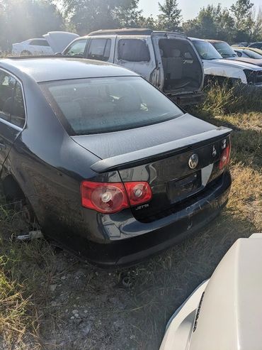 2005 VOLKSWAGEN JETTA
FOR PARTS ONLY