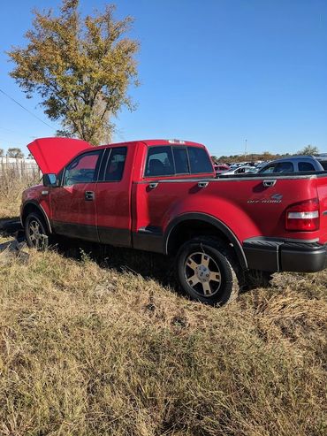 2004 FORD F-150 FOR PARTS ONLY!