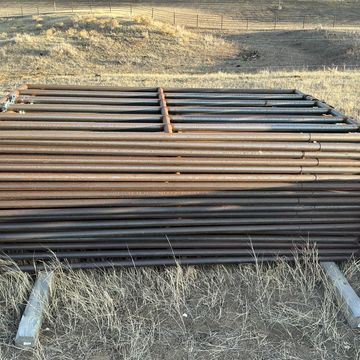We stock 7 different sizes of steel gates