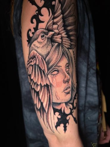 Blackwork cyber girl tattoo done by Robert Smith in downtown Pensacola Fl at fates tattoo 