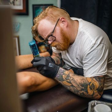 You can text for booking at (850)905-8881 
Or visit his Instagram by clicking on the photo 